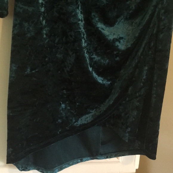 Dress - Picture 4 of 4